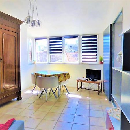 Appartamento la terrasse ensoleillée Arles Esterno foto