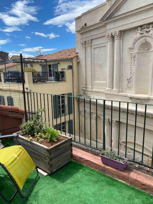 Appartamento la terrasse ensoleillée Arles Esterno foto