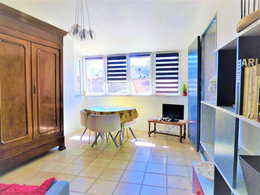 Appartamento la terrasse ensoleillée Arles Esterno foto